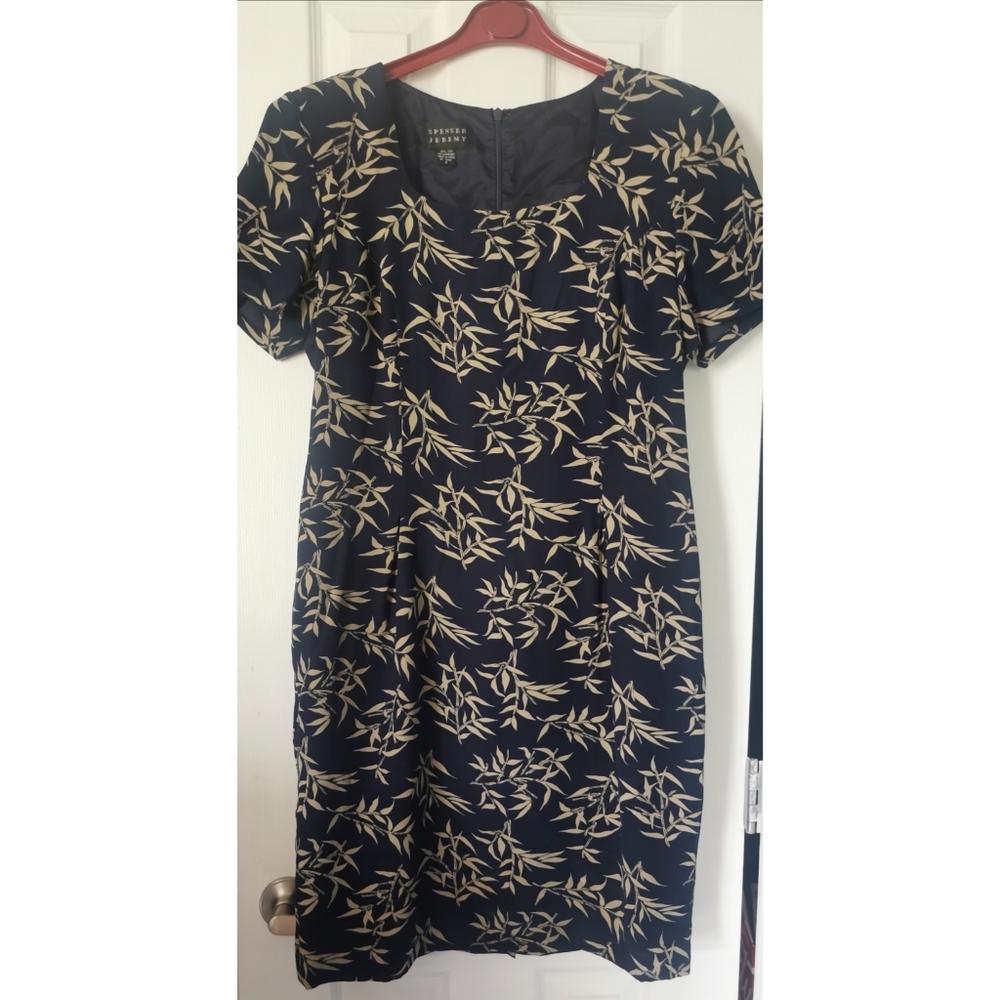 ‼️2/$15 💯 SILK vintage dress